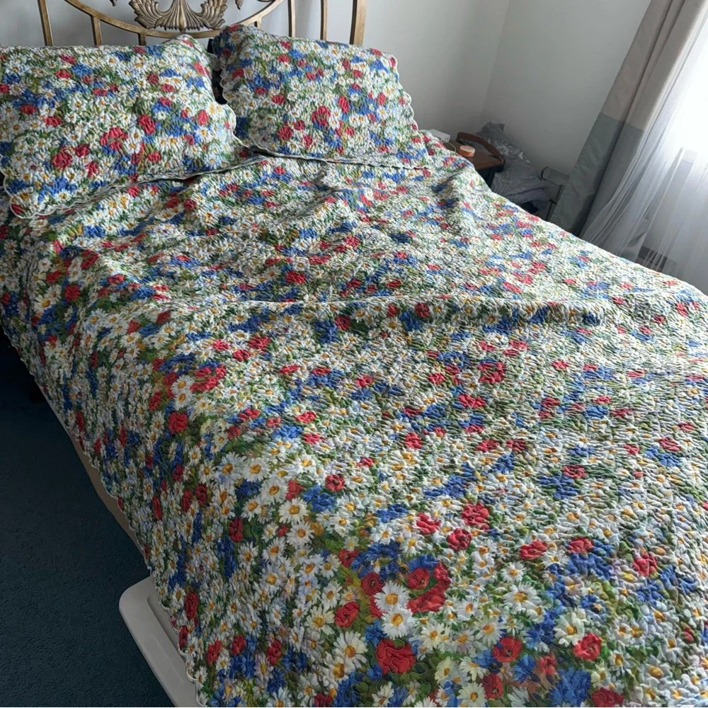 Cuddledown 3-Piece Quilt Pillow Shams Set Floral Daisies Poppy Queen Full Cotton